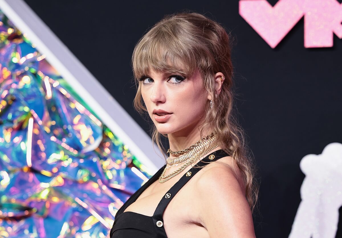 Taylor Swift, who boasts a hefty net worth, attends the 2023 MTV Video Music Awards