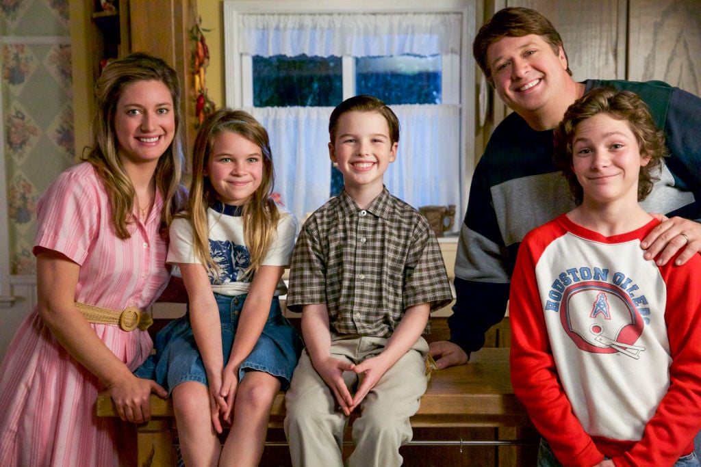 Zoe Perry (left) with Young Sheldon cast|Cliff Lipson/CBS via Getty Images