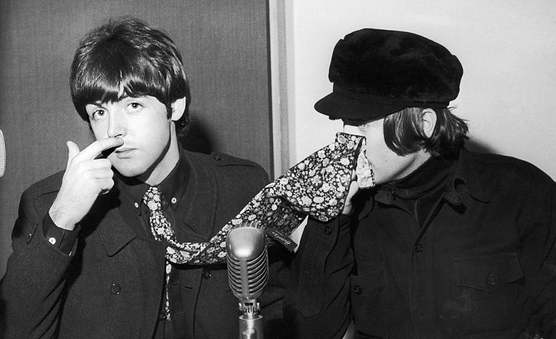 Beatles Paul McCartney and John Lennon