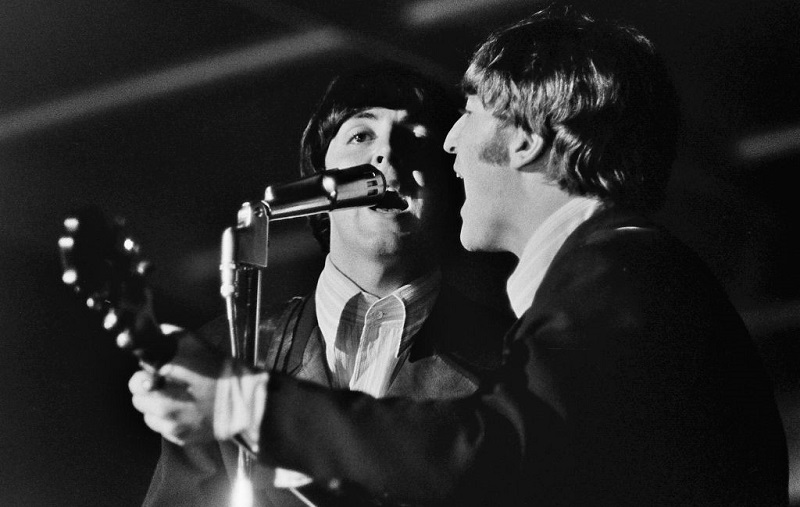 Did John Lennon or Paul McCartney Quit The Beatles First?