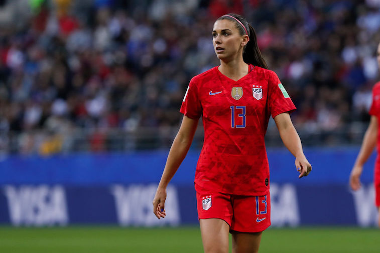 alex morgan red jersey