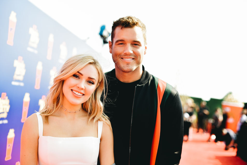 Cassie Randolph (L) and Colton Underwood