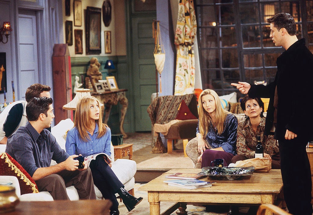 The Friends cast in the apartment | Gary Null/NBC/NBCU Photo Bank via Getty Images