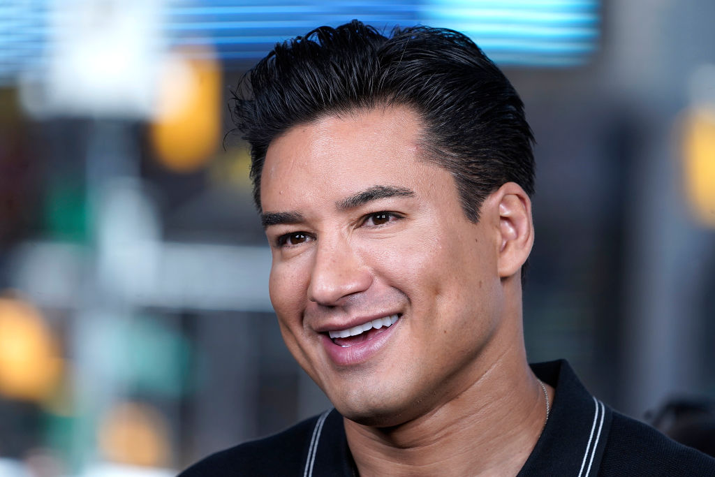 Mario Lopez controversial comments transgender