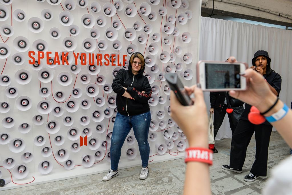 BTS' fan