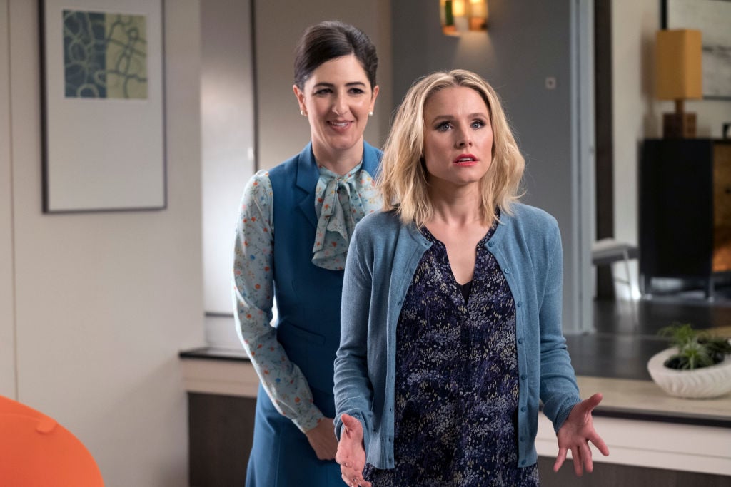 Why ‘The Good Place’ Star D’Arcy Carden Says Kissing Kristen Bell Is Like Kissing Her Daughter