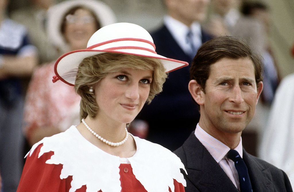 princess diana and prince Charles engagement story