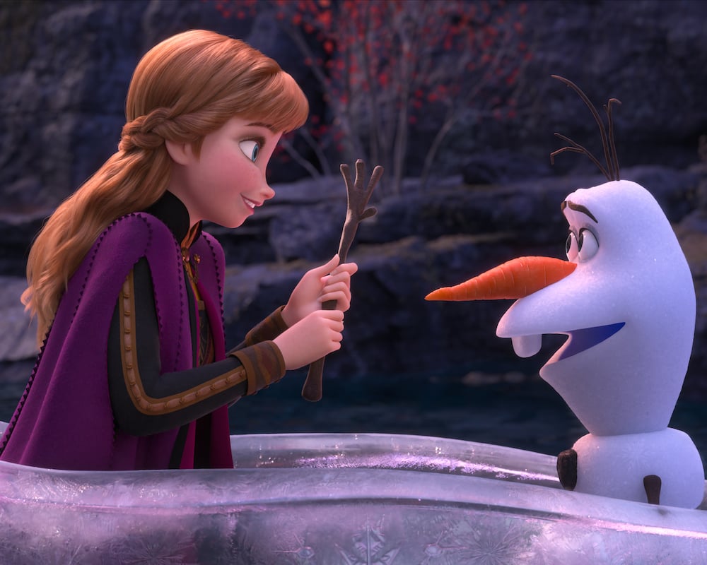 How Frozen 2 Artists Gave Anna And Elsa New Looks