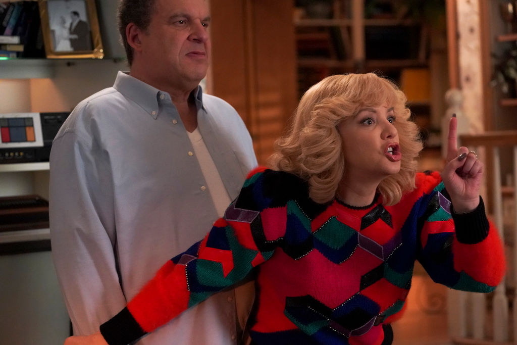 Jeff Garlin and Wendi Mclendon-Covey on 'The Goldbergs'