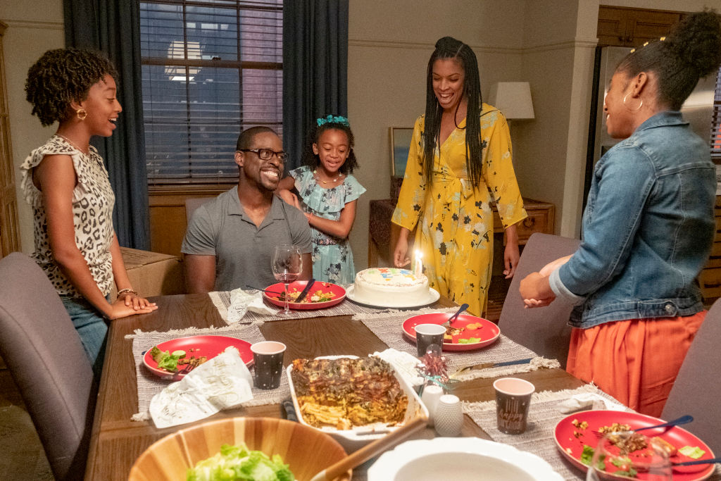 Randall and Beth with family in 'This Is Us' Season 4.