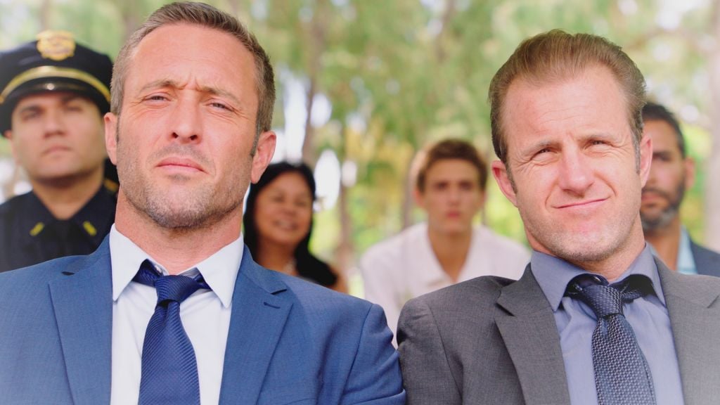 Alex O'Loughlin and Scott Caan 