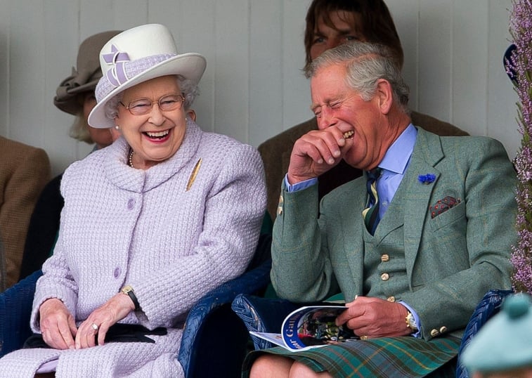 8 Times Queen Elizabeth Proved She’s Also The Queen of Wisecracks