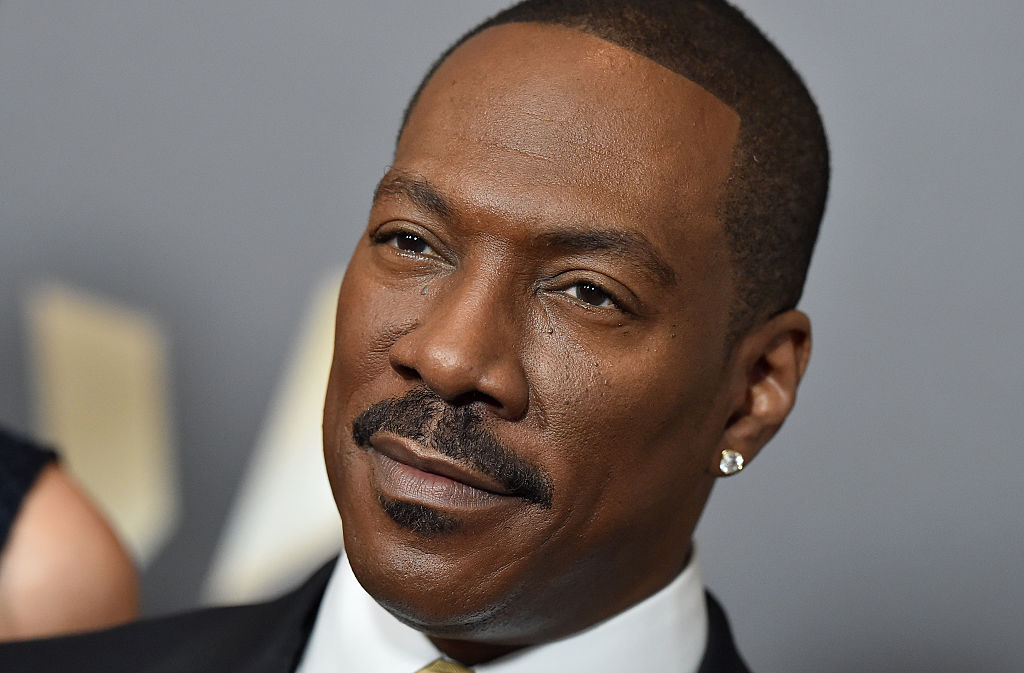 Eddie Murphy arrives at the 20th Annual Hollywood Film Awards