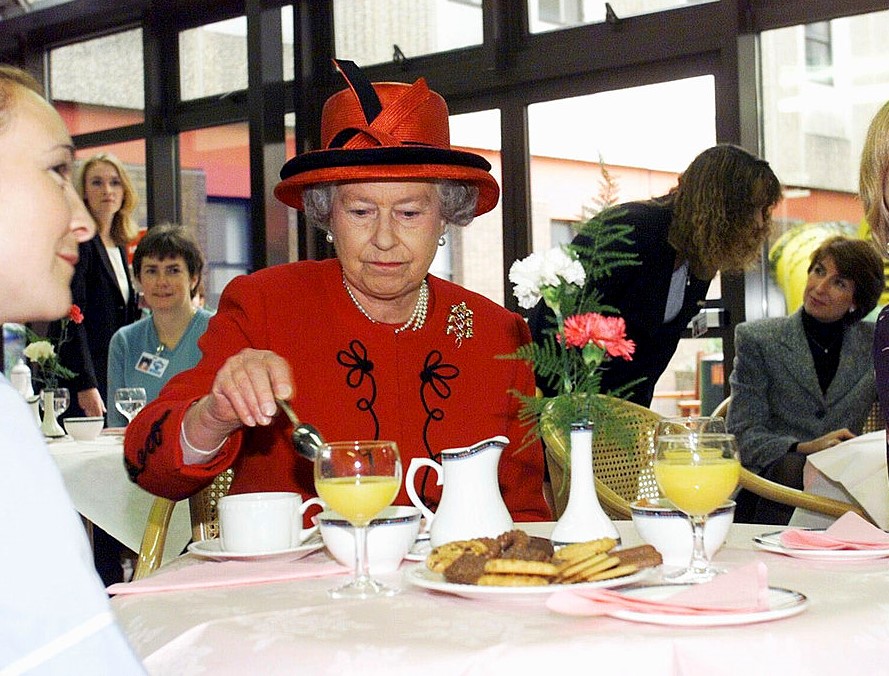 Queen Elizabeth's Eating Habits Leaked By Former Chef