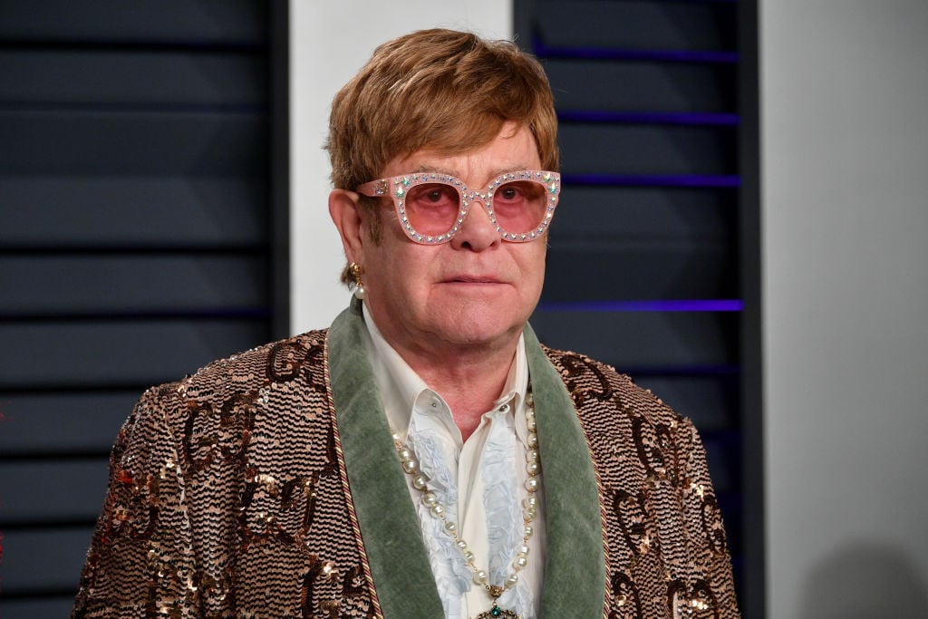 Elton John attends the 2019 Vanity Fair Oscar Party.