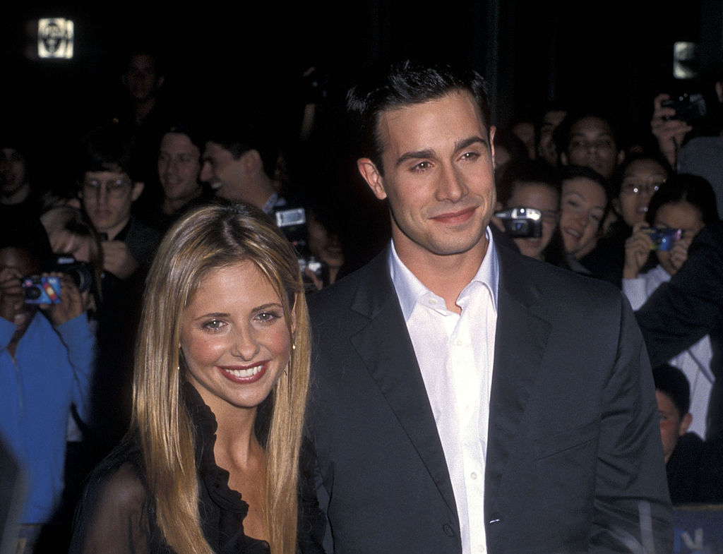 Sarah Michelle Gellar and Freddie Prinze, Jr. attend the "Boys and Girls" New York City Premiere on June 13, 2000 at Kips Bay Theatre in New York City.