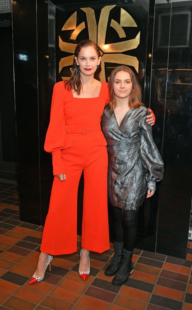 Dafne Keen and Ruth Wilson