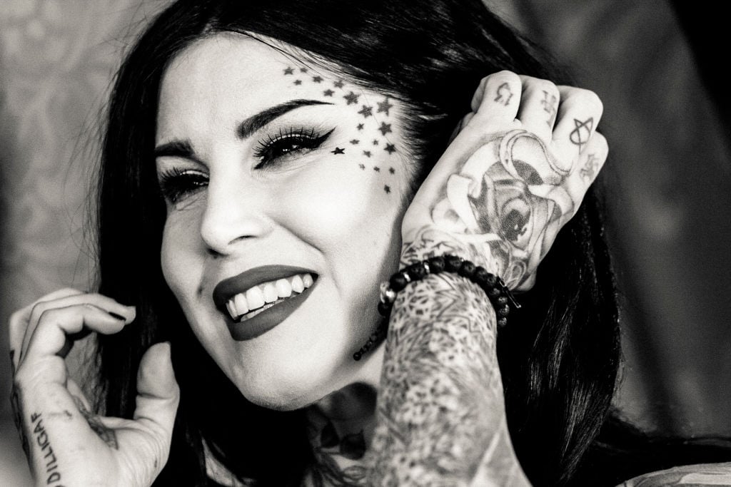 Fans Slam Kat Von D S New Blackout Tattoo But She Doesn T Have Time For Haters