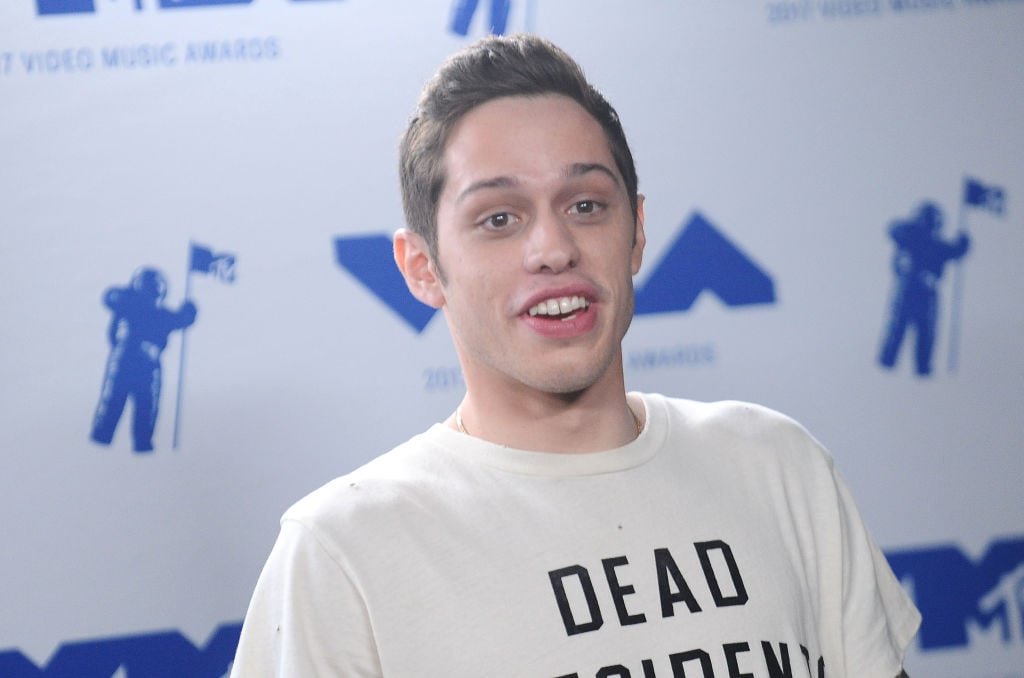 Pete Davidson poses in the press room at the 2017 MTV Video Music Awards