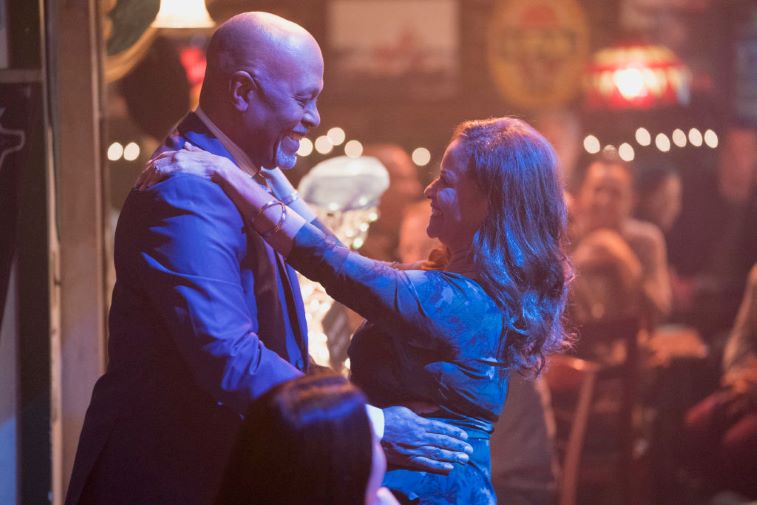 James Pickens Jr. and Debbie Allen on Grey's Anatomy
