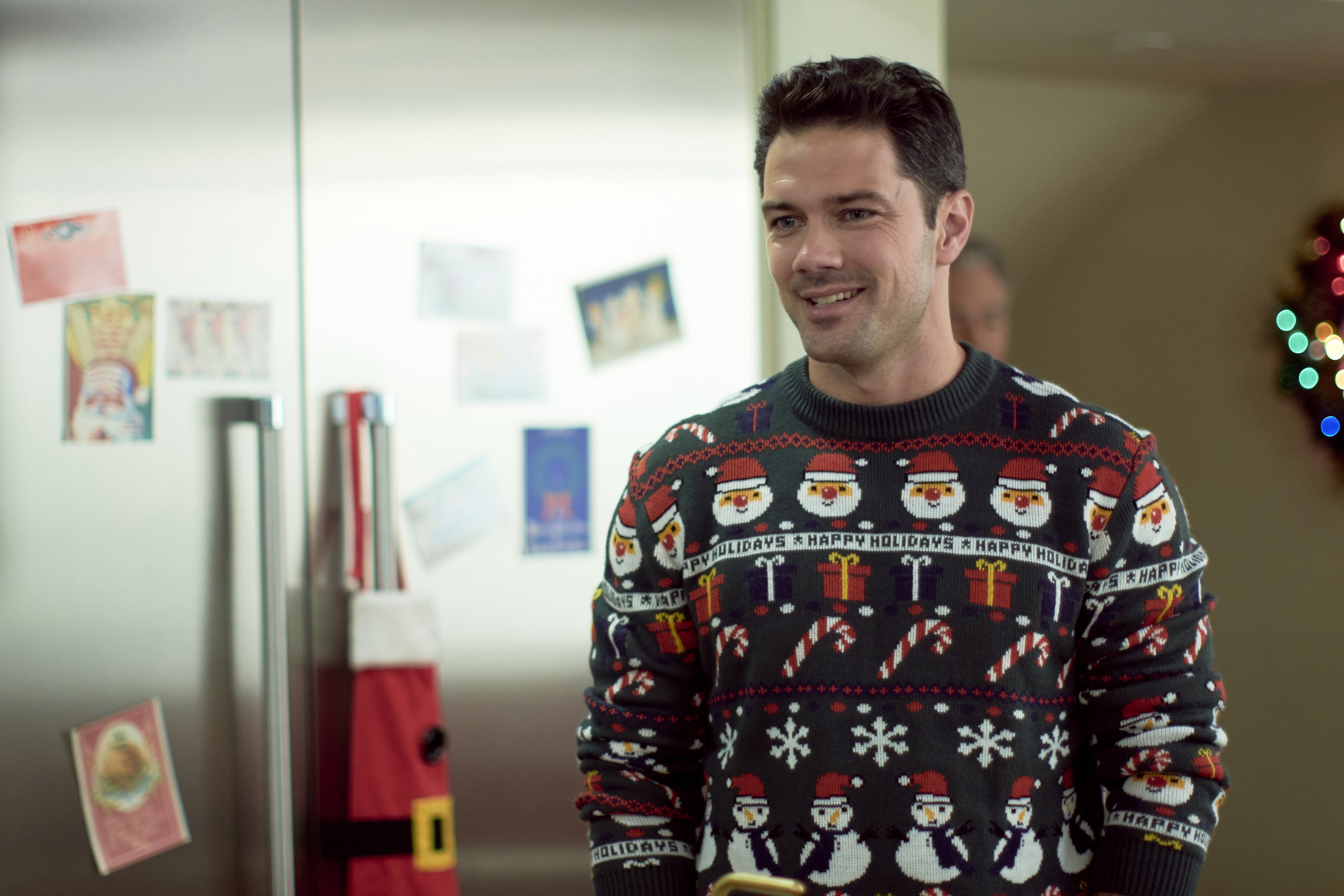 Ryan Paevey in Christmas at the Plaza 