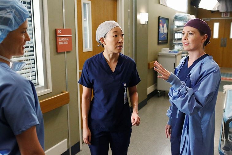 Sandra Oh and Ellen Pompeo