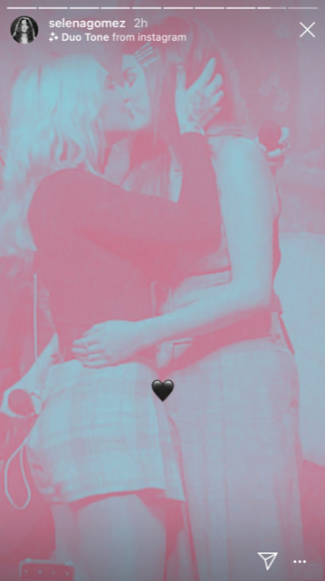 Selena Gomez and Julia Micheals kiss