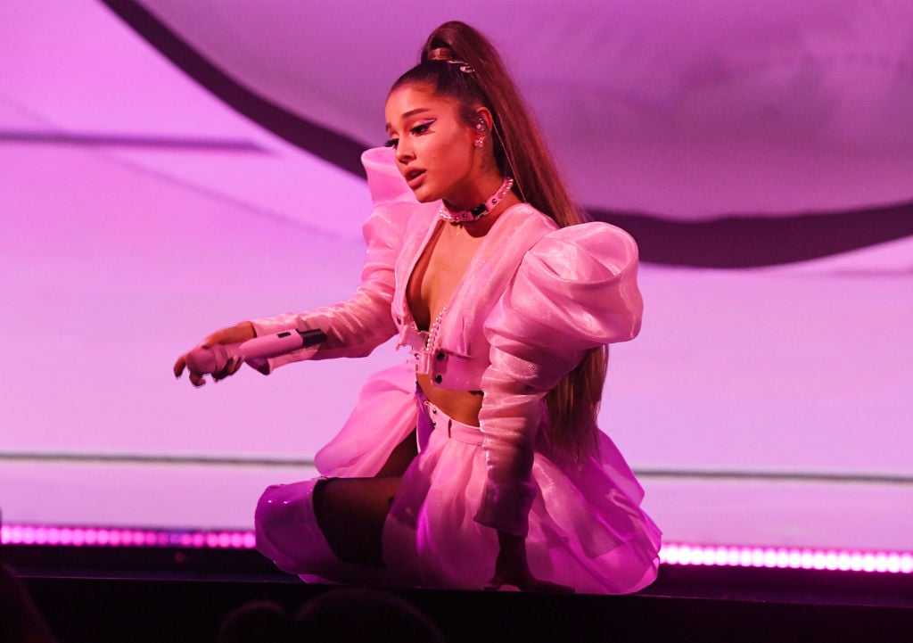 Ariana Grande Fans Are Worried After She Shares Shes Very