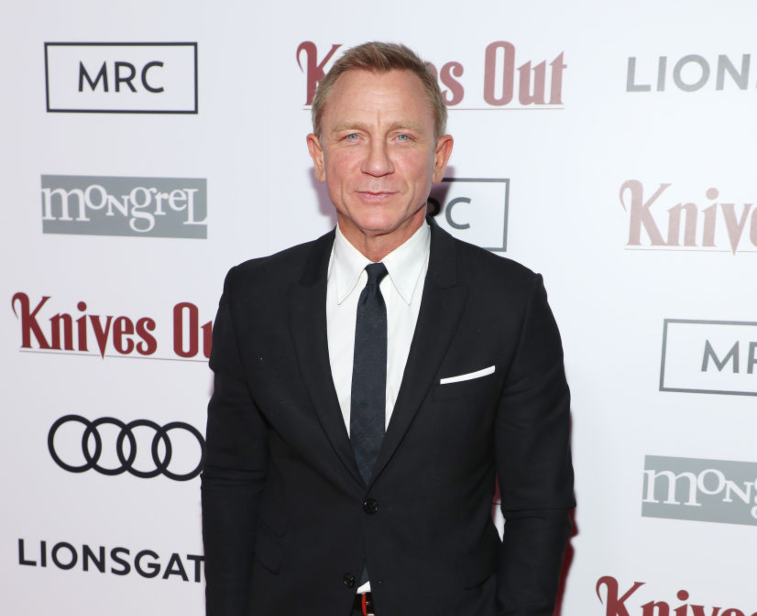 Daniel Craig