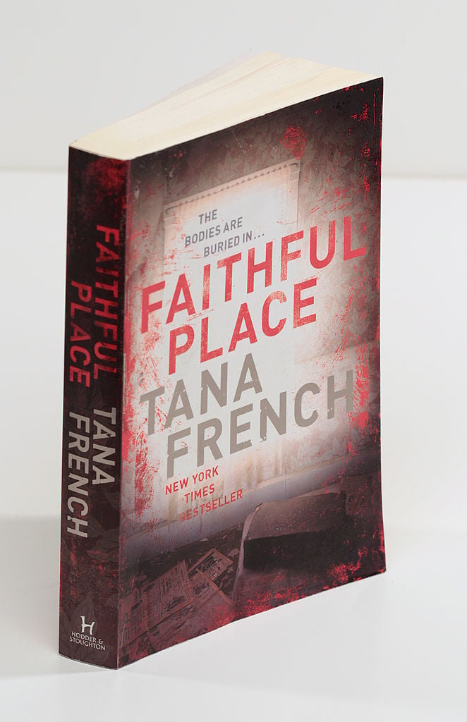 Cover of Faithful Place by Tana French