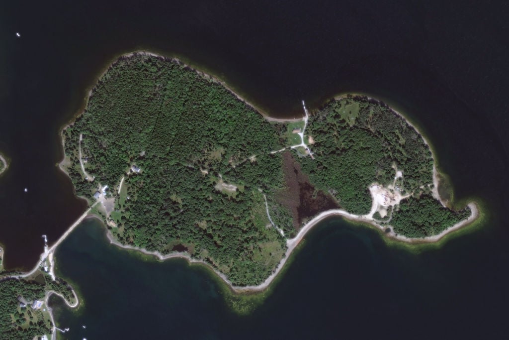 aerial view of oak island 