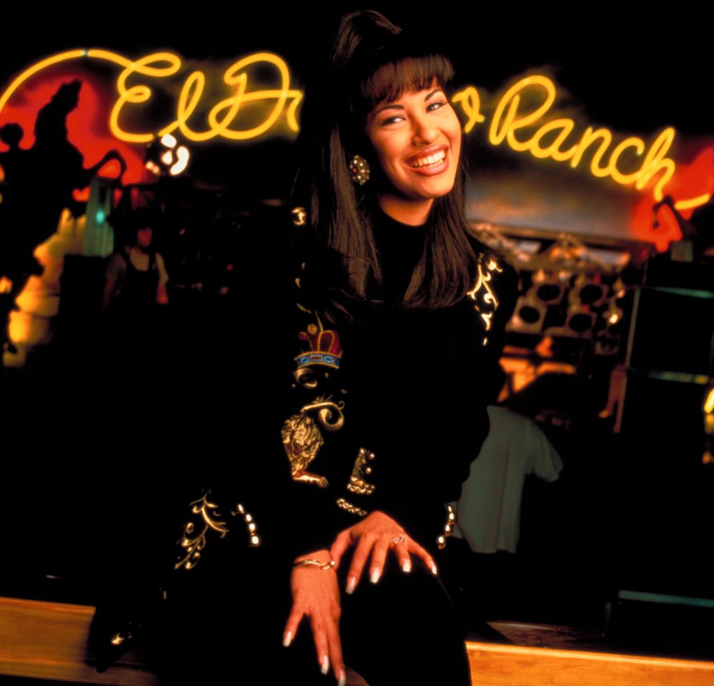 Selena Quintanilla poses inside a nightclub.