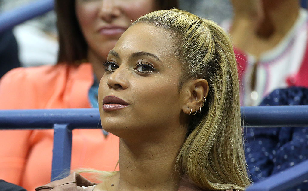 Beyonce at a sporting event in 2016