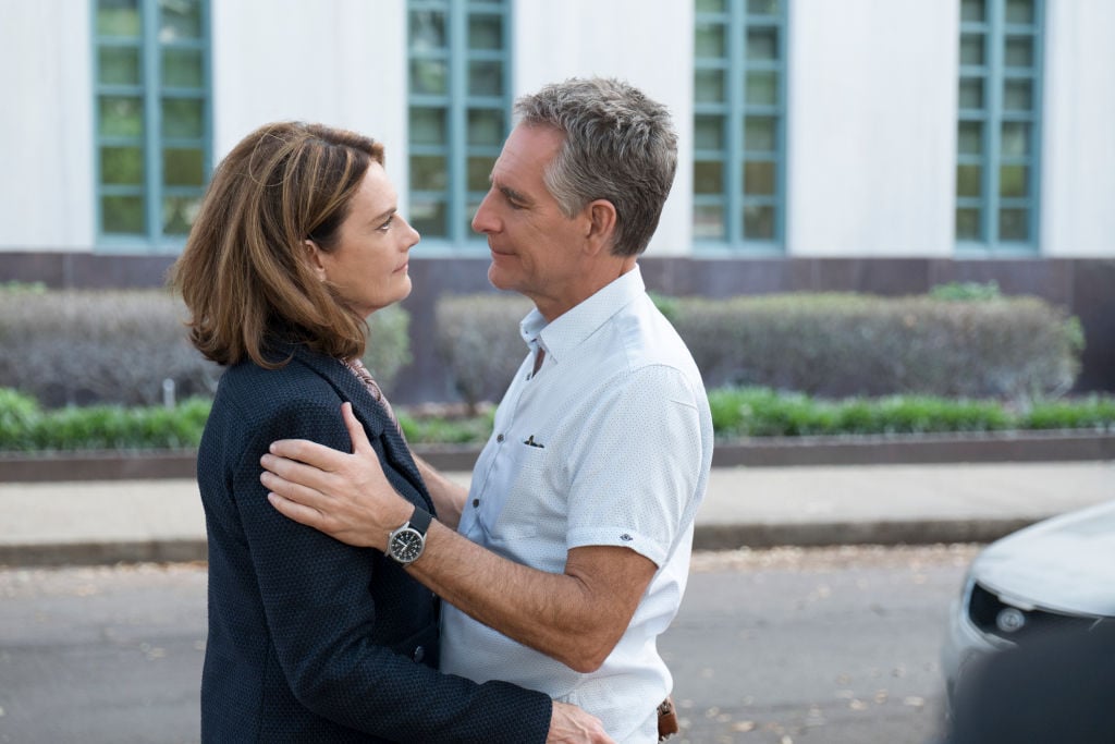 Chelsea Field and Scott Bakula on the set of NCIS New Orleans. | Sam Lothridge/CBS via Getty Images