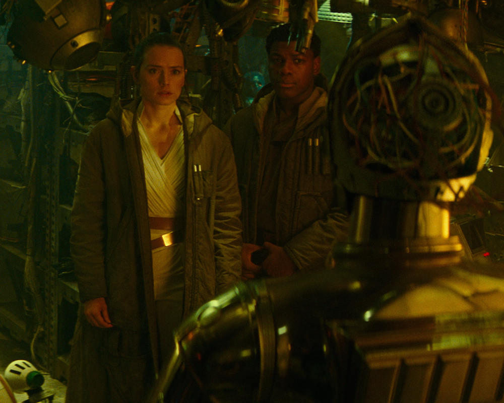 Daisy Ridley and John Boyega