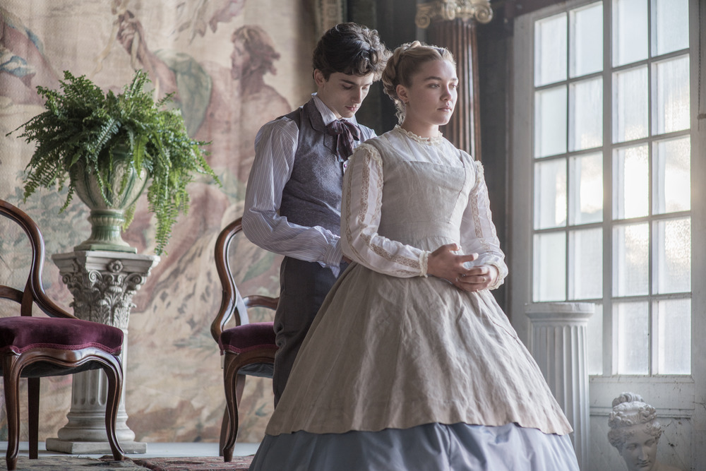 Florence Pugh and Timothee Chalamet in Little Women