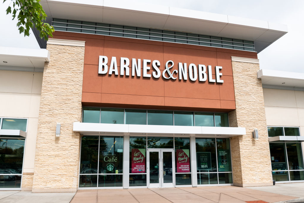 Barnes & Noble