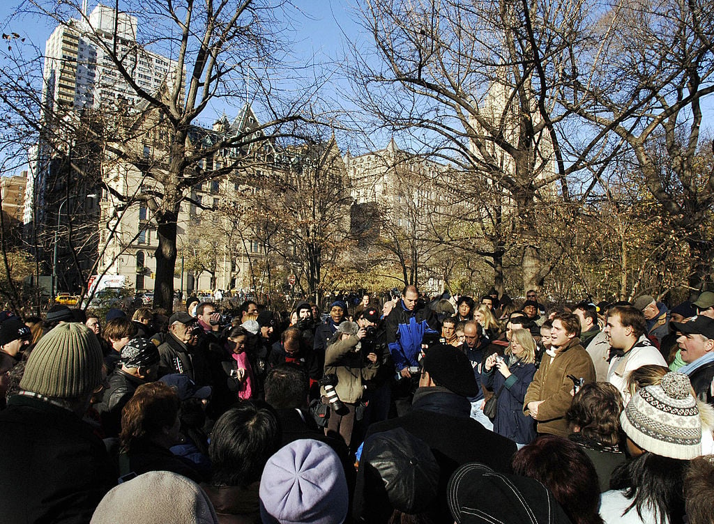 Fans gathering in Central Park to remember John Lennon