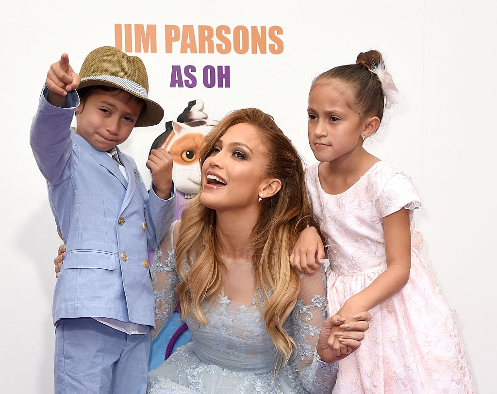 Jennifer Lopez with her children Max and Emme in 2015. | Kevin Winter/Getty Images