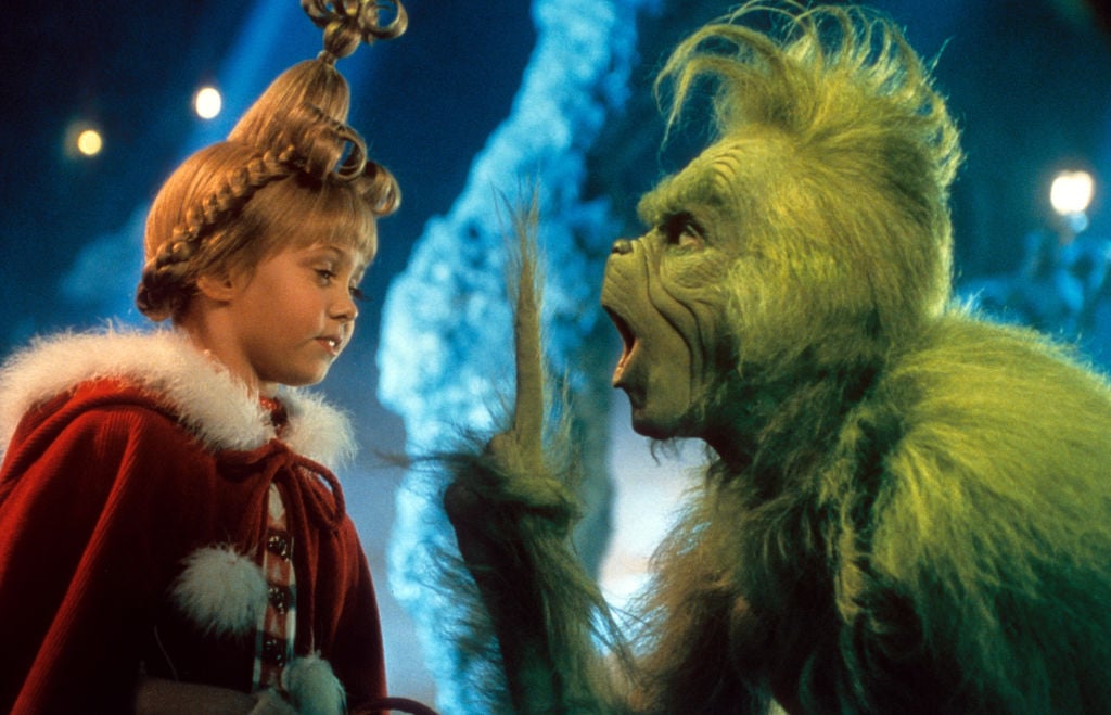 Taylor Momsen and Jim Carrey in How The Grinch Stole Christmas