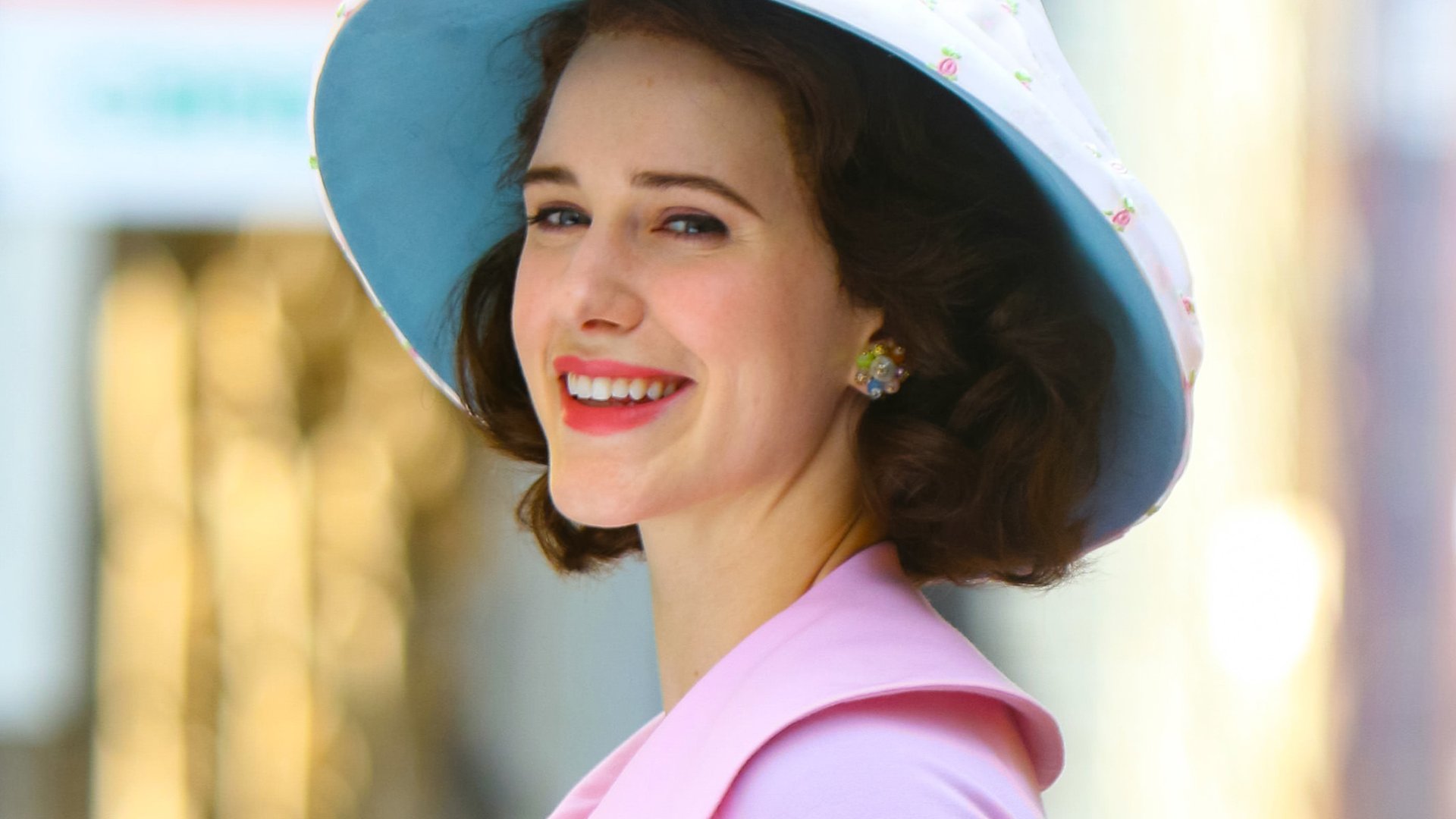 Rachel Brosnahan is seen on film set of 'The Marvelous Mrs. Maisel' on September 04, 2019 in New York City.