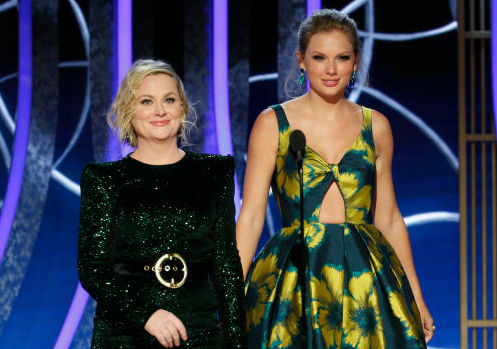 Amy Poehler and Taylor Swift onstage during the 77th Annual Golden Globe Awards on Jan. 5, 2020