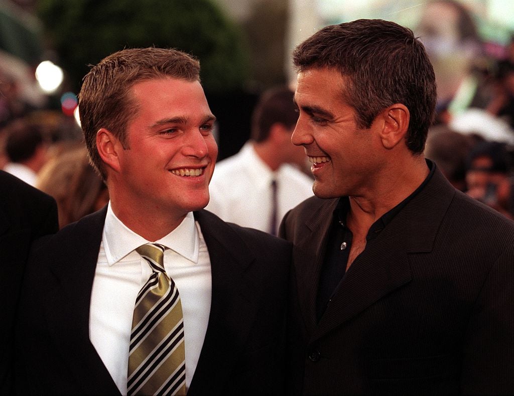 Chris O'Donnell and George Clooney | Bob Carey/Los Angeles Times via Getty Images