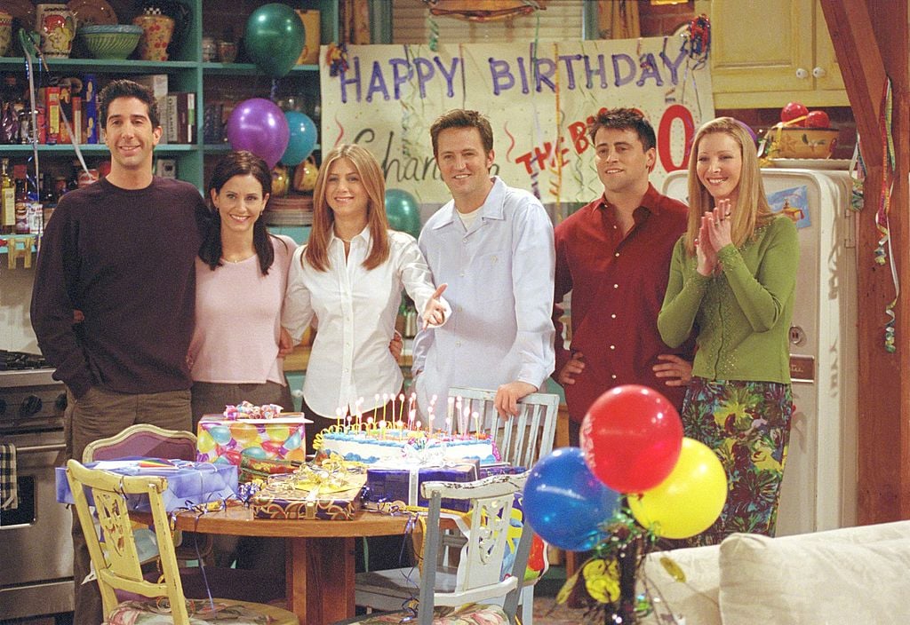 David Schwimmer as Ross Geller, Courteney Cox as Monica Geller, Jennifer Aniston as Rachel Cook, Matthew Perry as Chandler Bing, Matt LeBlanc as Joey Tribbiani and Lisa Kudrow as Phoebe Buffay. in 'Friends'