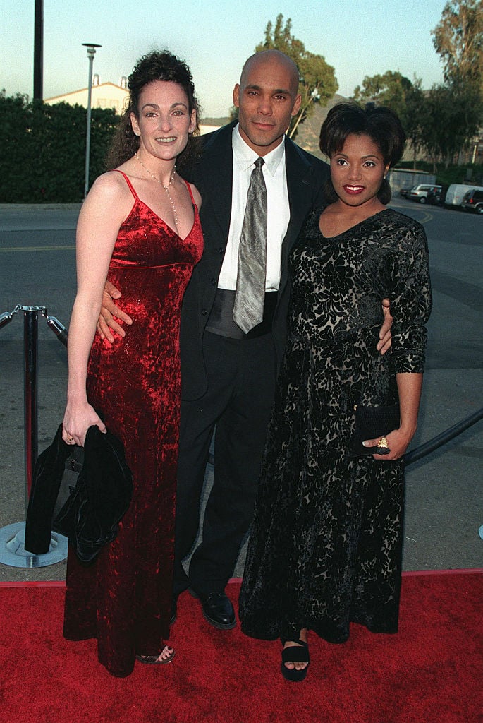 Réal Andrews with Vanita Harbour and Michelle Viscuso in 1999 at the 15th Soap Opera Digest Awards | Frank Trapper