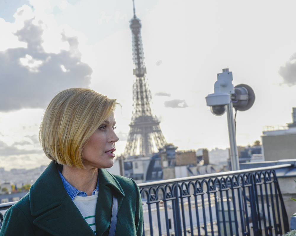 Julie Bowen in Paris