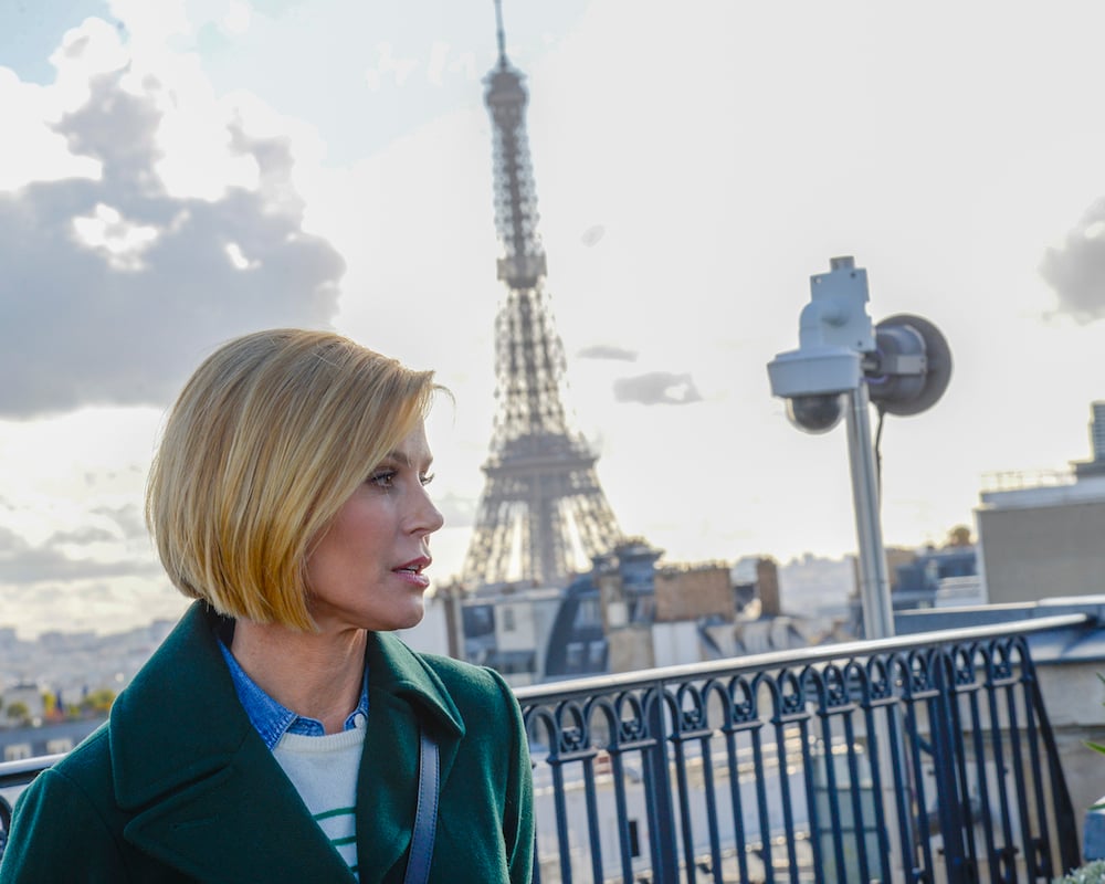 Julie Bowen in Paris