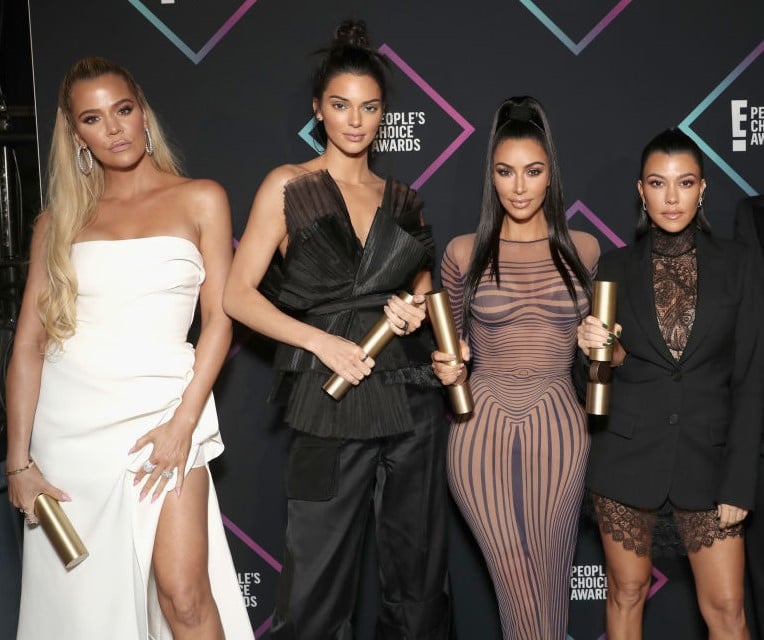 (L-R) Khloe Kardashian, Kendall Jenner, Kim Kardashian, and Kourtney Kardashian