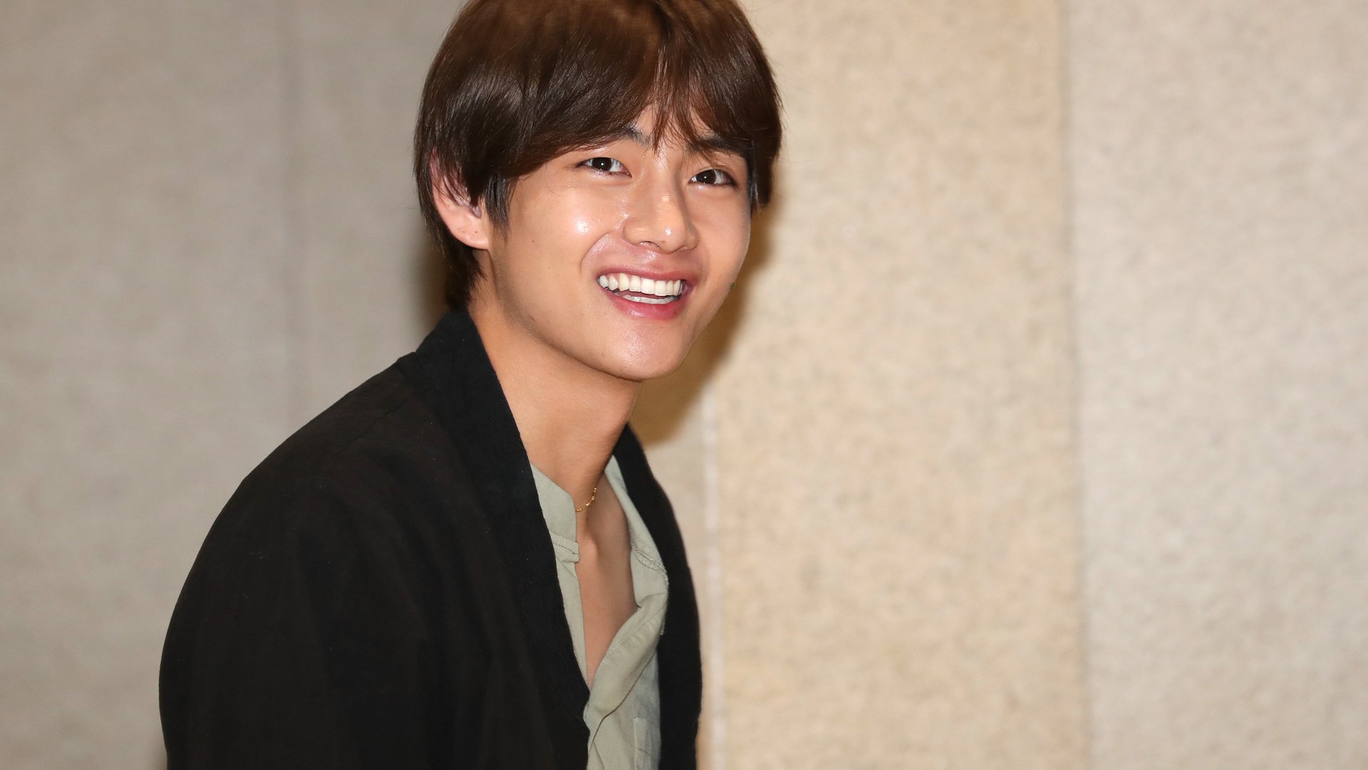 V of boy band BTS aka Bangtan Boys is seen upon arrival at Gimpo Airport on July 17, 2019 in Seoul, South Korea.