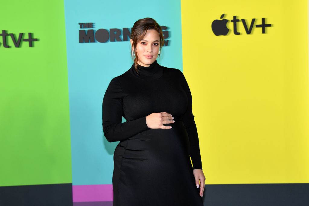 Ashley Graham, pregnant, wearing black